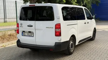 TOYOTA Proace