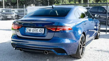 JAGUAR XE