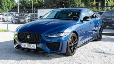 JAGUAR XE