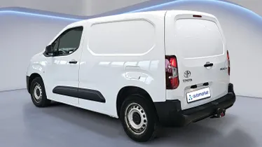TOYOTA Proace City