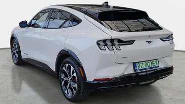 FORD Mustang Mach-E