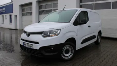 TOYOTA Proace City