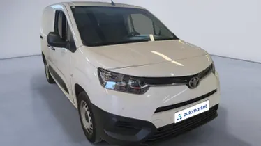 TOYOTA Proace City