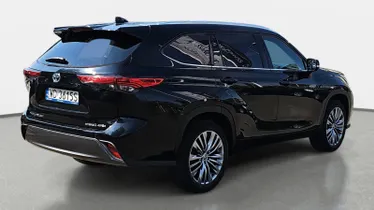 TOYOTA Highlander