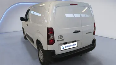 TOYOTA Proace City
