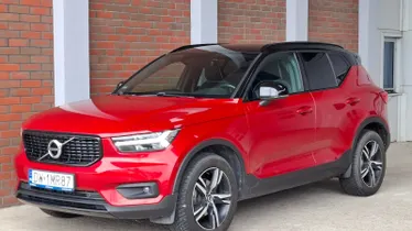 VOLVO XC40