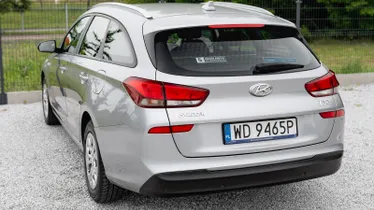 HYUNDAI i30