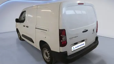 PEUGEOT Partner Van