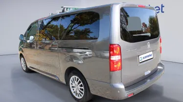 PEUGEOT Traveller