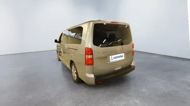 PEUGEOT Traveller