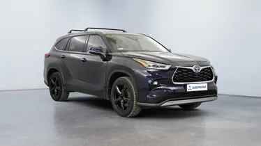 TOYOTA Highlander