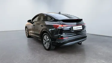 AUDI Q4