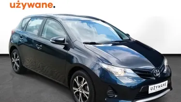 TOYOTA Auris