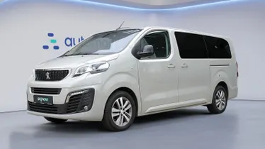 PEUGEOT Traveller