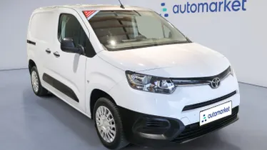 TOYOTA Proace City