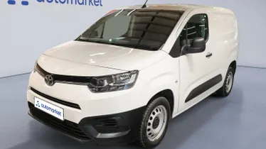TOYOTA Proace City