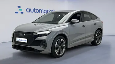 AUDI Q4