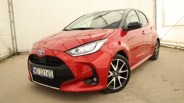 TOYOTA Yaris