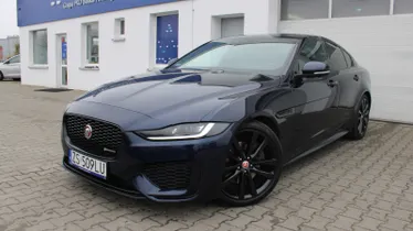JAGUAR XE