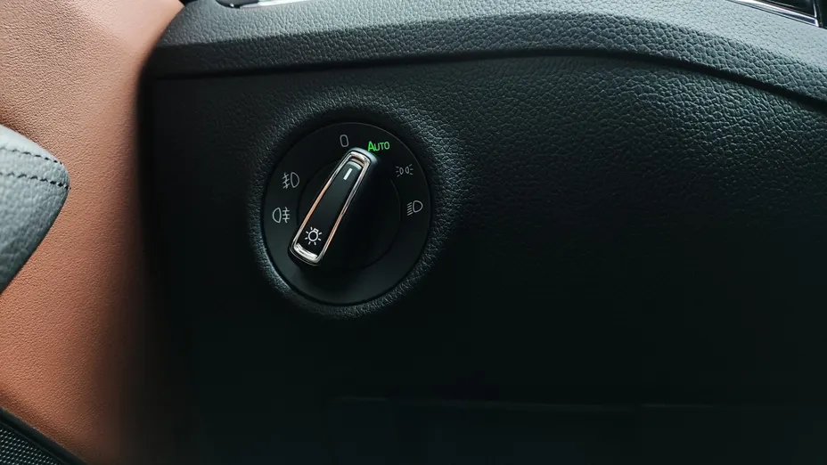 SKODA Superb Superb 2.0 TDI SCR L&K DSG