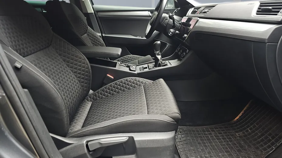 SKODA Superb Superb 2.0 TDI SCR Ambition