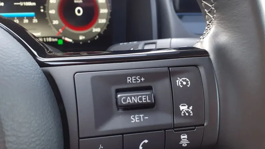 NISSAN Qashqai Qashqai 1.3 DIG-T mHEV N-Connecta