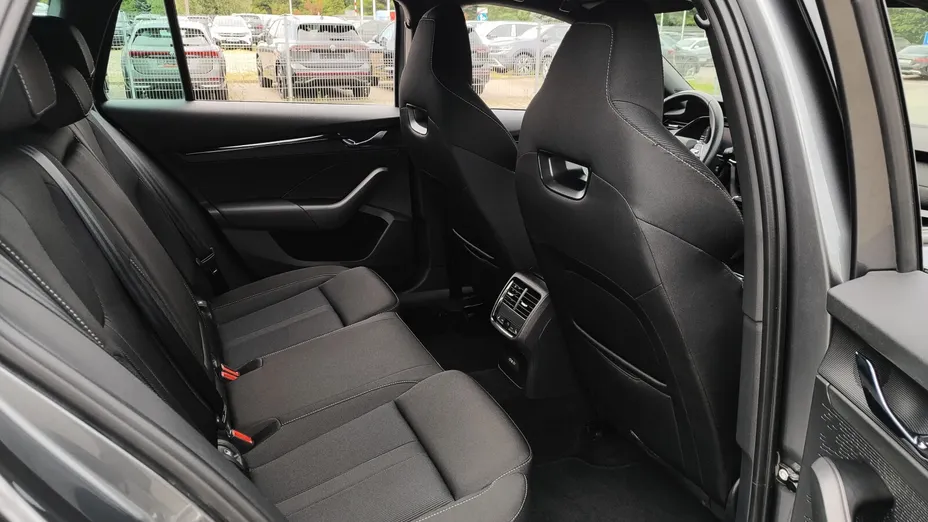 SKODA Octavia Octavia 2.0 TDI Sportline DSG
