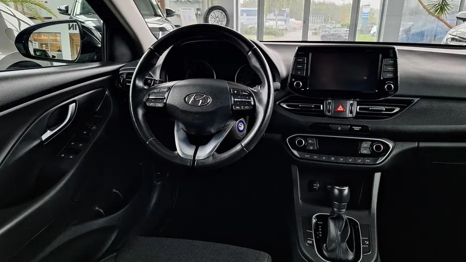 HYUNDAI i30 i30 1.0 T-GDI Smart DCT