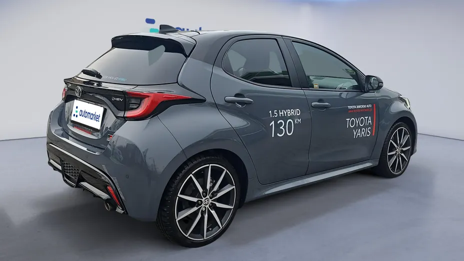 TOYOTA Yaris Yaris Hybrid 1.5 GR Sport