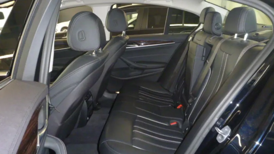 BMW Seria 5 530e iPerformance xDrive Luxury Line sport-aut