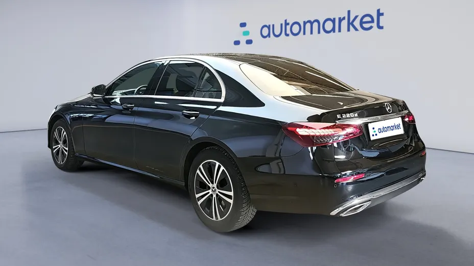 MERCEDES-BENZ E Klasa E 220 d