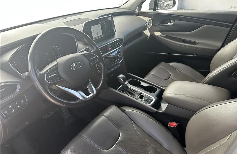 HYUNDAI Santa Fe Santa Fe 2.0 CRDi Platinum 4WD aut