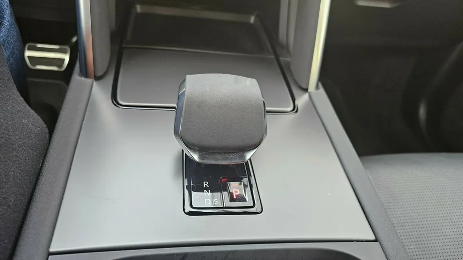 LAND ROVER Discovery Sport Discovery Sport 2.0 P200 mHEV Dynamic SE aut