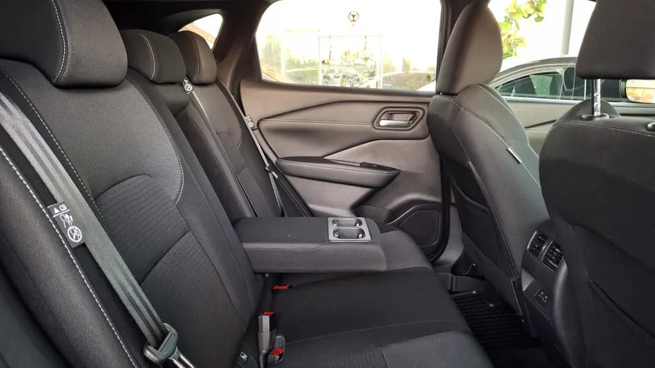 NISSAN Qashqai Qashqai 1.3 DIG-T mHEV N-Connecta Xtronic