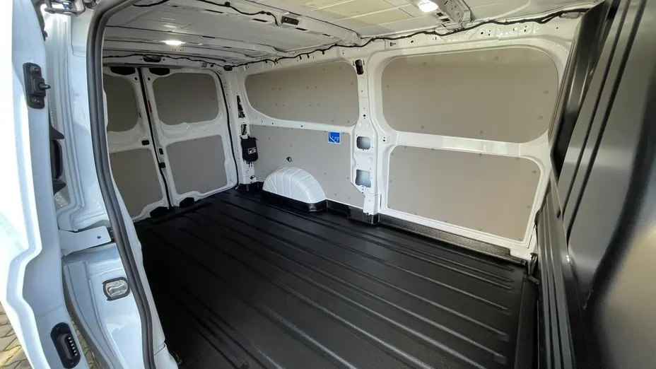 FORD Transit Custom Transit Custom Kombi EV 340 L2H1 Trend M1 Nowy