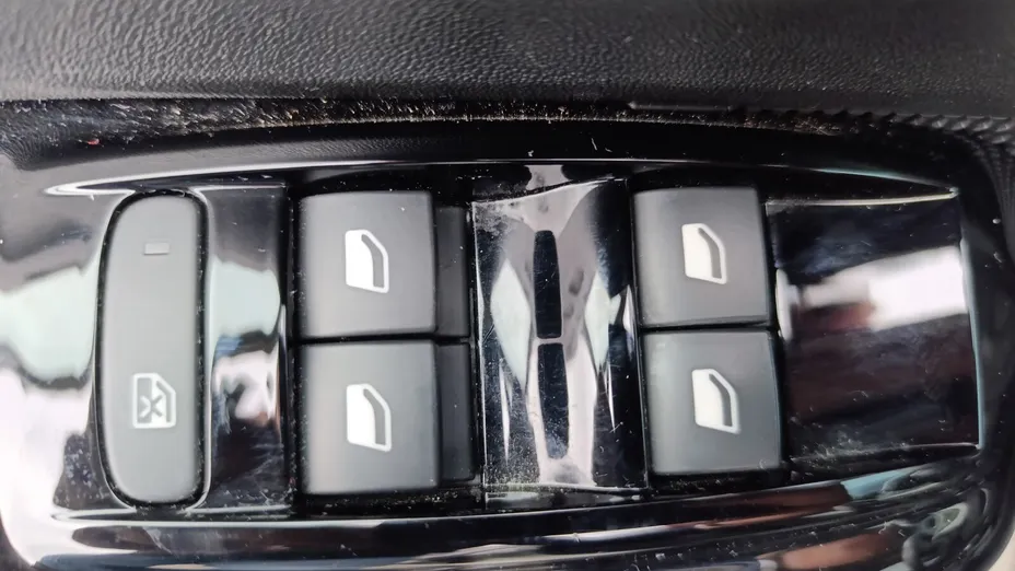 CITROEN C3 C3 1.2 PureTech Shine