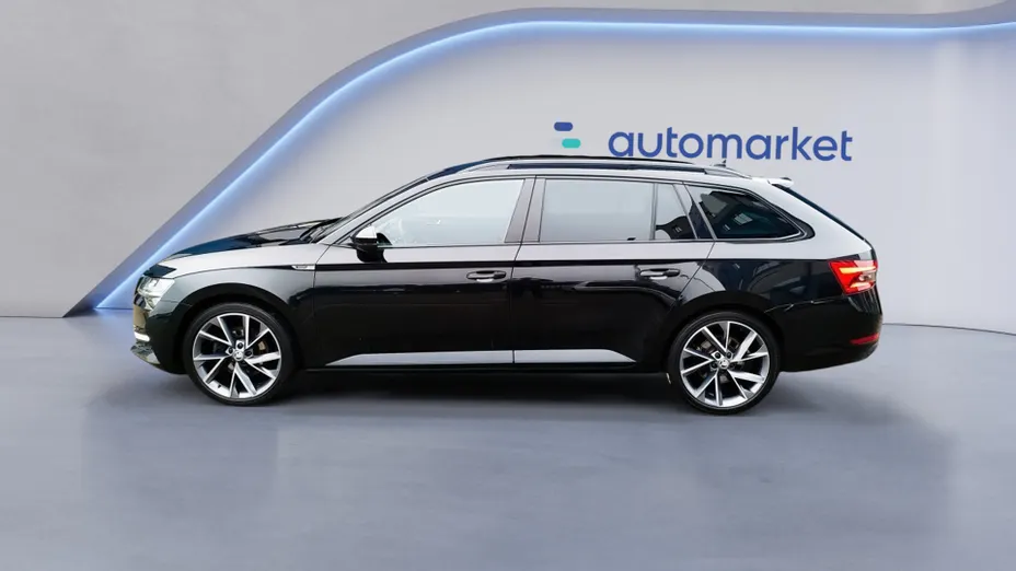 SKODA Superb Superb 2.0 TDI SCR Sportline DSG