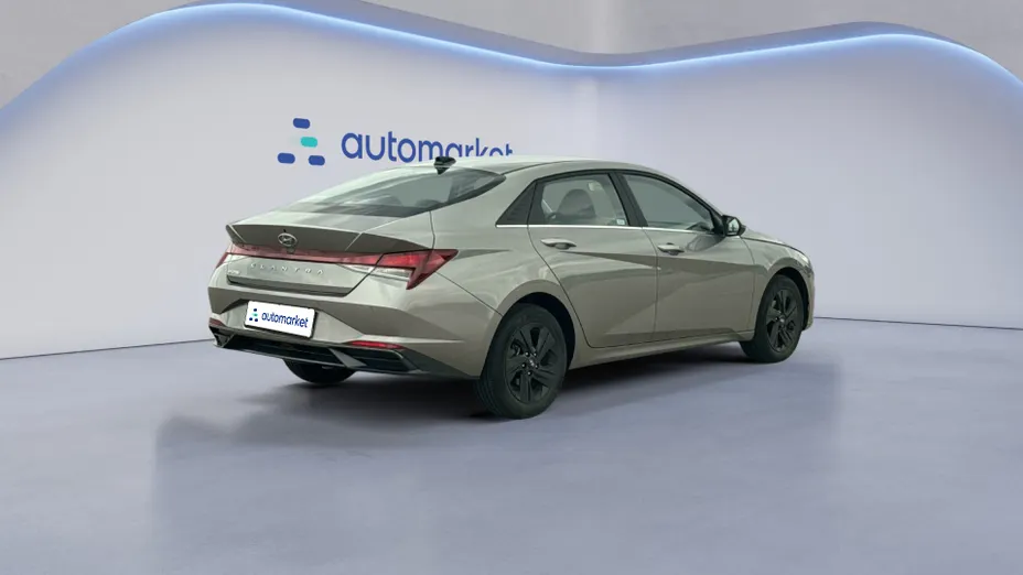 HYUNDAI Elantra Elantra 1.6 Smart CVT