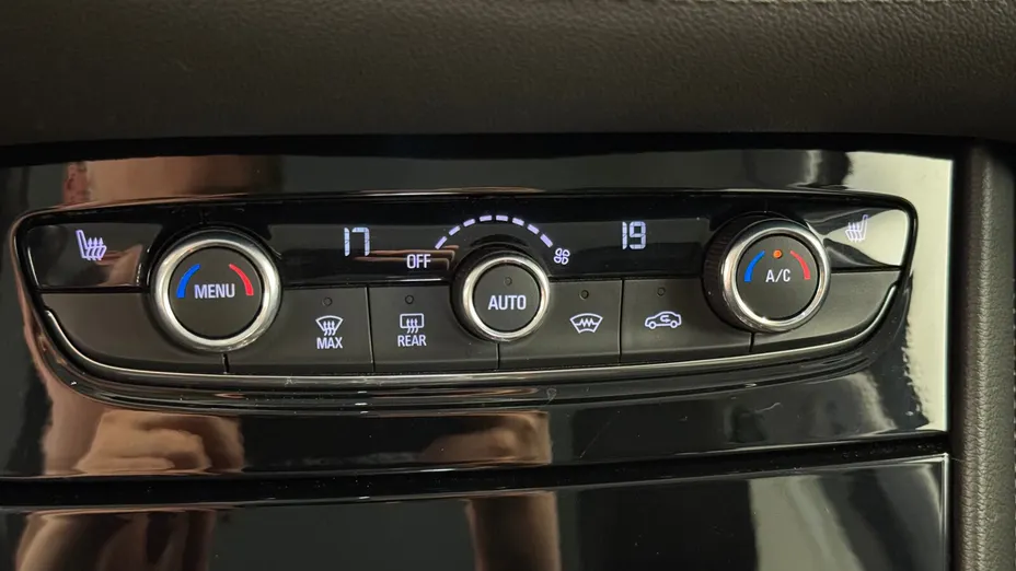 OPEL Grandland X Grandland X 1.6 T PHEV 4x4 Ultimate