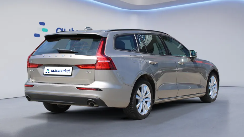 VOLVO V60 V60 B4 D Momentum Core aut
