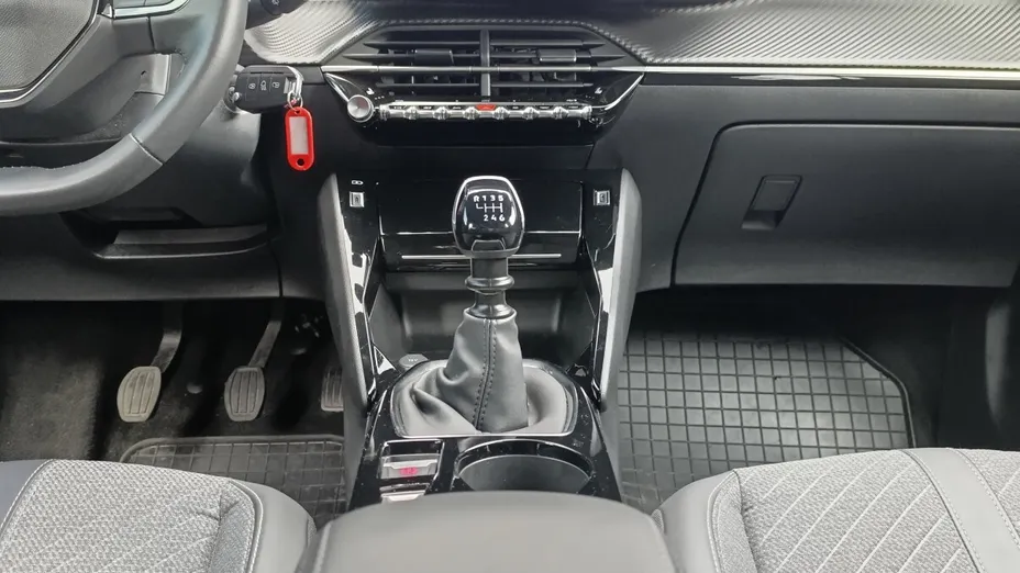 PEUGEOT 2008 2008 PureTech 100 Allure S&S BVM6