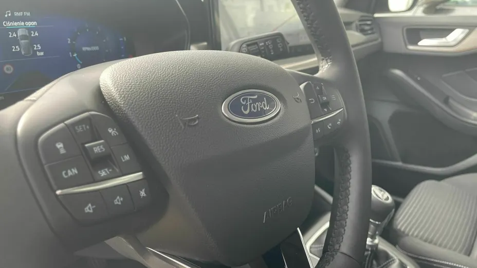 FORD Focus Focus 1.0 EcoBoost mHEV Titanium Nowy