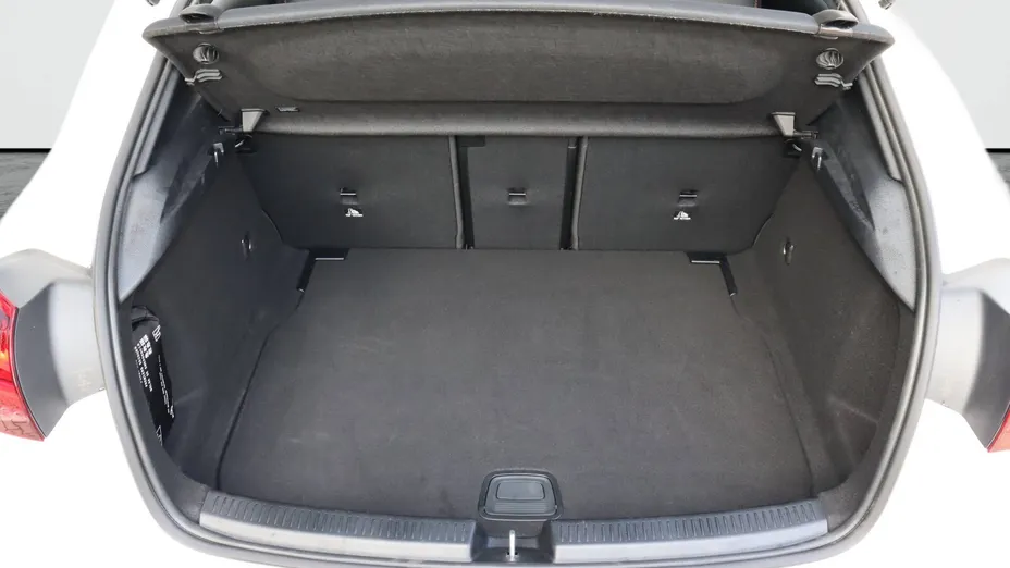 MERCEDES-BENZ A Klasa A 200 AMG Line 7G-DCT