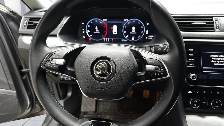 SKODA Superb Superb 2.0 TDI SCR Ambition