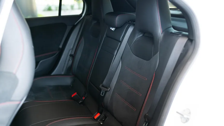 MERCEDES-BENZ A Klasa A 200 AMG Line 7G-DCT