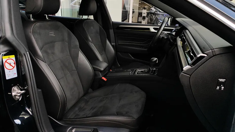 VOLKSWAGEN Arteon Arteon 2.0 TDI 4Motion R-Line DSG