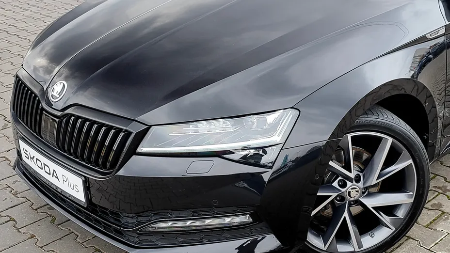 SKODA Superb Superb 2.0 TDI SCR Sportline DSG