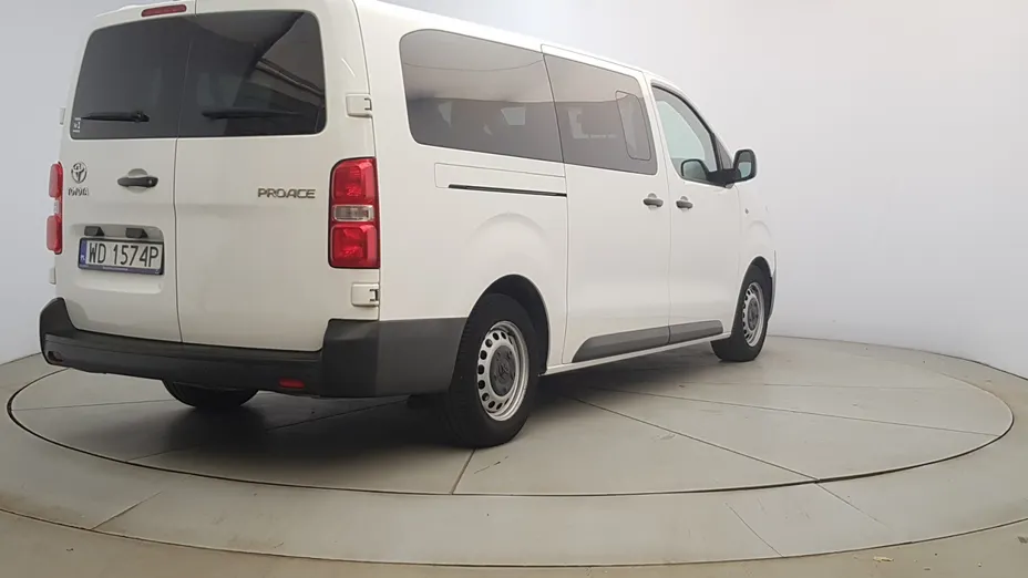 TOYOTA Proace Proace Kombi 2.0 D-4D Long 2,8t