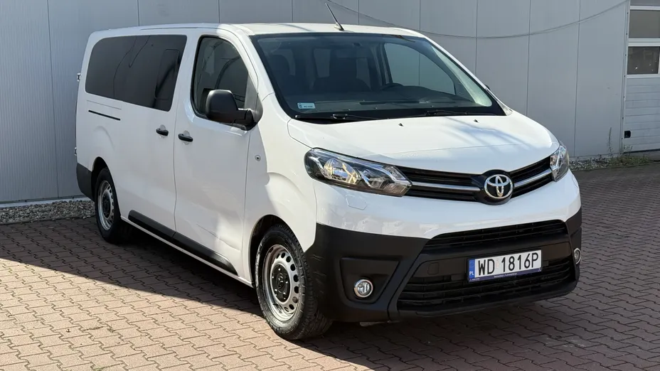 TOYOTA Proace Proace Kombi 2.0 D-4D Long 2,8t