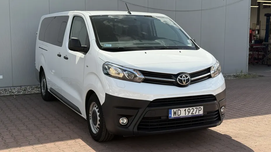 TOYOTA Proace Proace Kombi 2.0 D-4D Long 2,8t